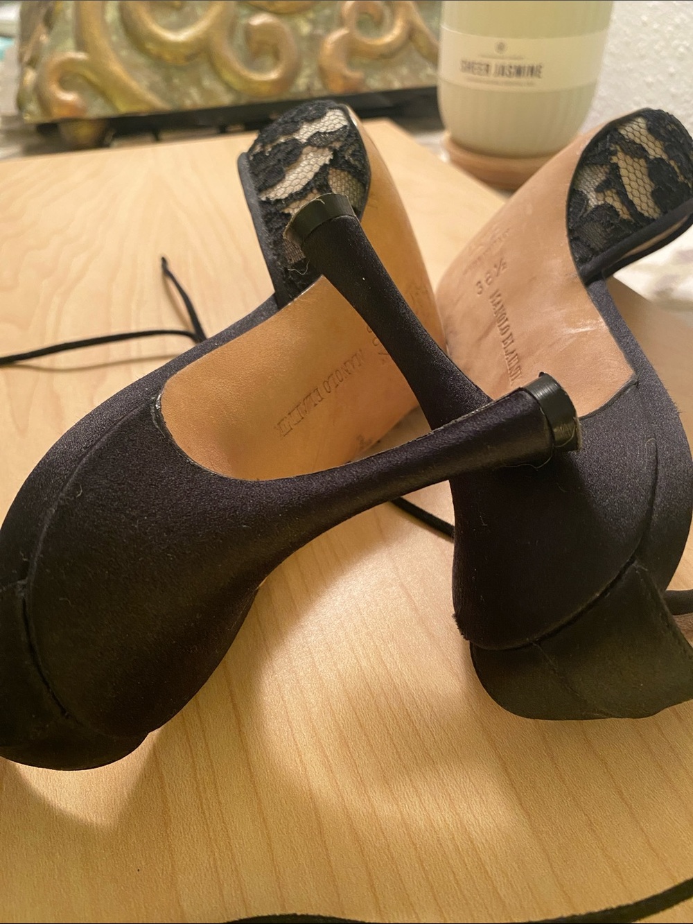 Manolo Blahnik Black Lace Pointed-Toe Ankle Tie Pumps - Picture 6 of 7